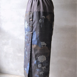 大島紬　花と樹のラップ風スカート　着物リメイク 6枚目の画像
