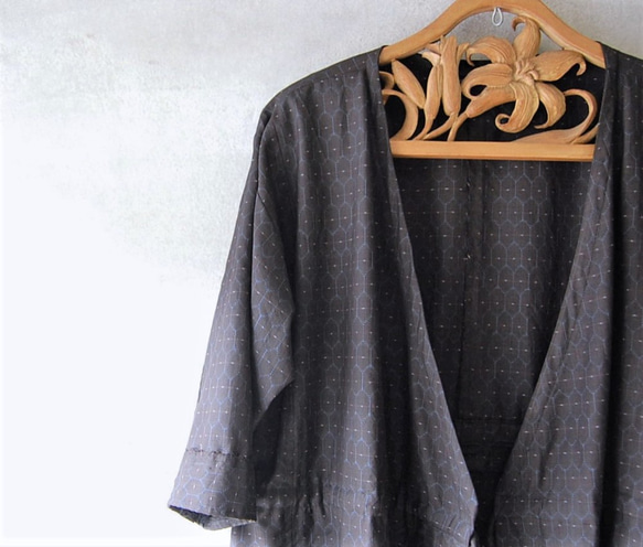 泥藍大島 亀甲柄のカシュクールワンピース 着物リメイク
