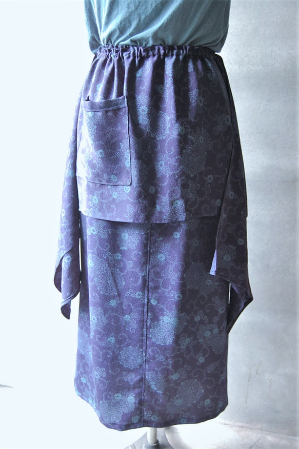 菊唐草のオーバースカート　着物リメイク 6枚目の画像