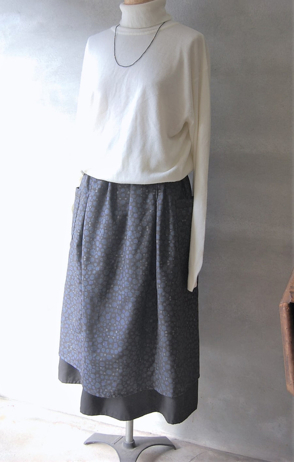 泥藍大島のリバーシブルスカート（霰×唐花）着物リメイク 7枚目の画像