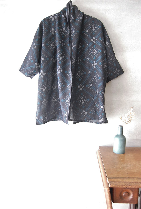夏大島　花菱模様のはおり　着物リメイク 3枚目の画像