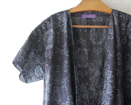 夏大島 華紋様のカシュクールトップス 着物リメイク その他トップス