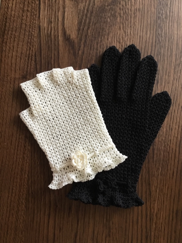 【受注製作】繊細なレース編みの手袋（綿100%のレース糸使用） 1枚目の画像