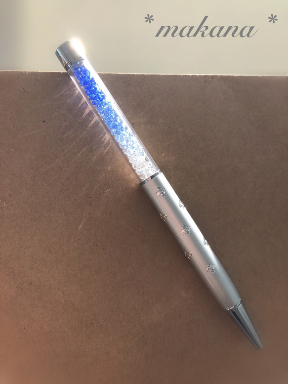 ハーバリウムボールペン　~スワロフスキーの輝き~ ブルー グラデーション 3枚目の画像