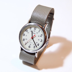 シンプルウォッチ 腕時計 革ベルト グレージュ TIMEX 1枚目の画像