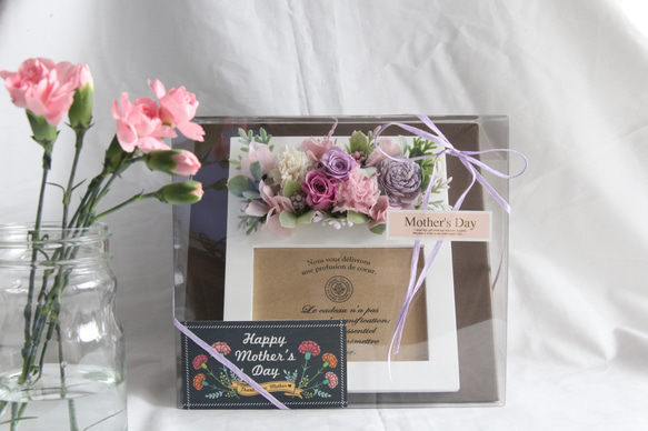 結婚祝いや出産祝いなどのギフトに＊プリザーブドフラワーフォトフレーム(クリアボックス付き) ピンク 6枚目の画像