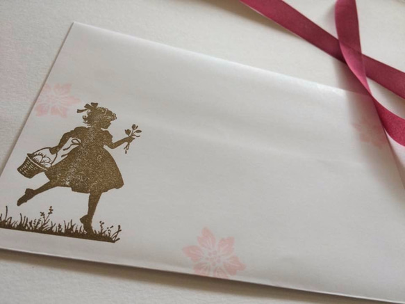 *春色* お花摘みの女の子Card / お誕生日・サンキューカード・卒入学お祝いカード 6枚目の画像