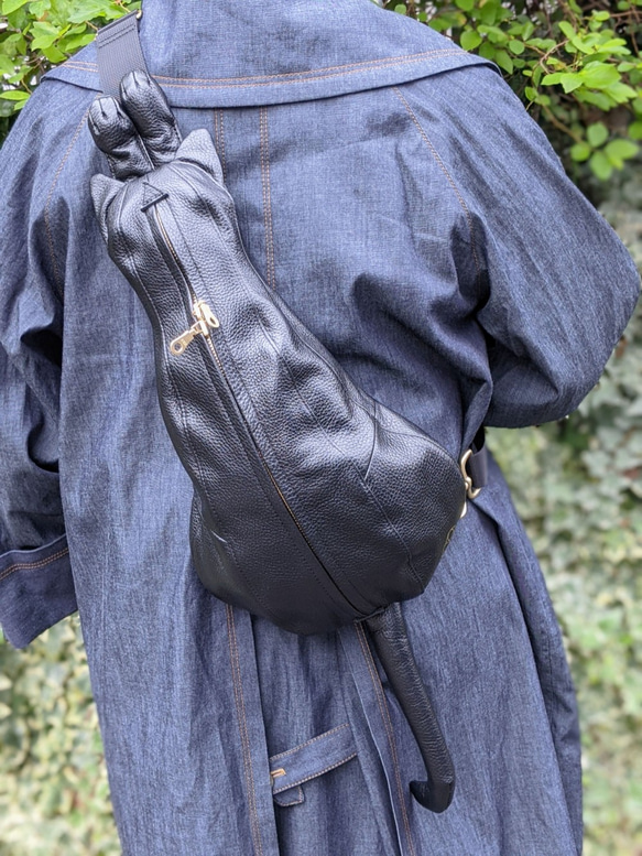 CHIGRACCI　新作　NEW Ture-tette 「猫バッグ」黒　リアルな猫型バッグ　本革　日本製 tette 牛革