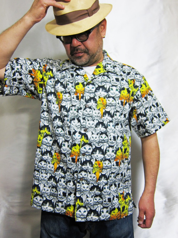 CHIGRACCI“ Nyaroha襯衫”貓圖案Aloha襯衫/原始圖案/貓批次圖案 第1張的照片