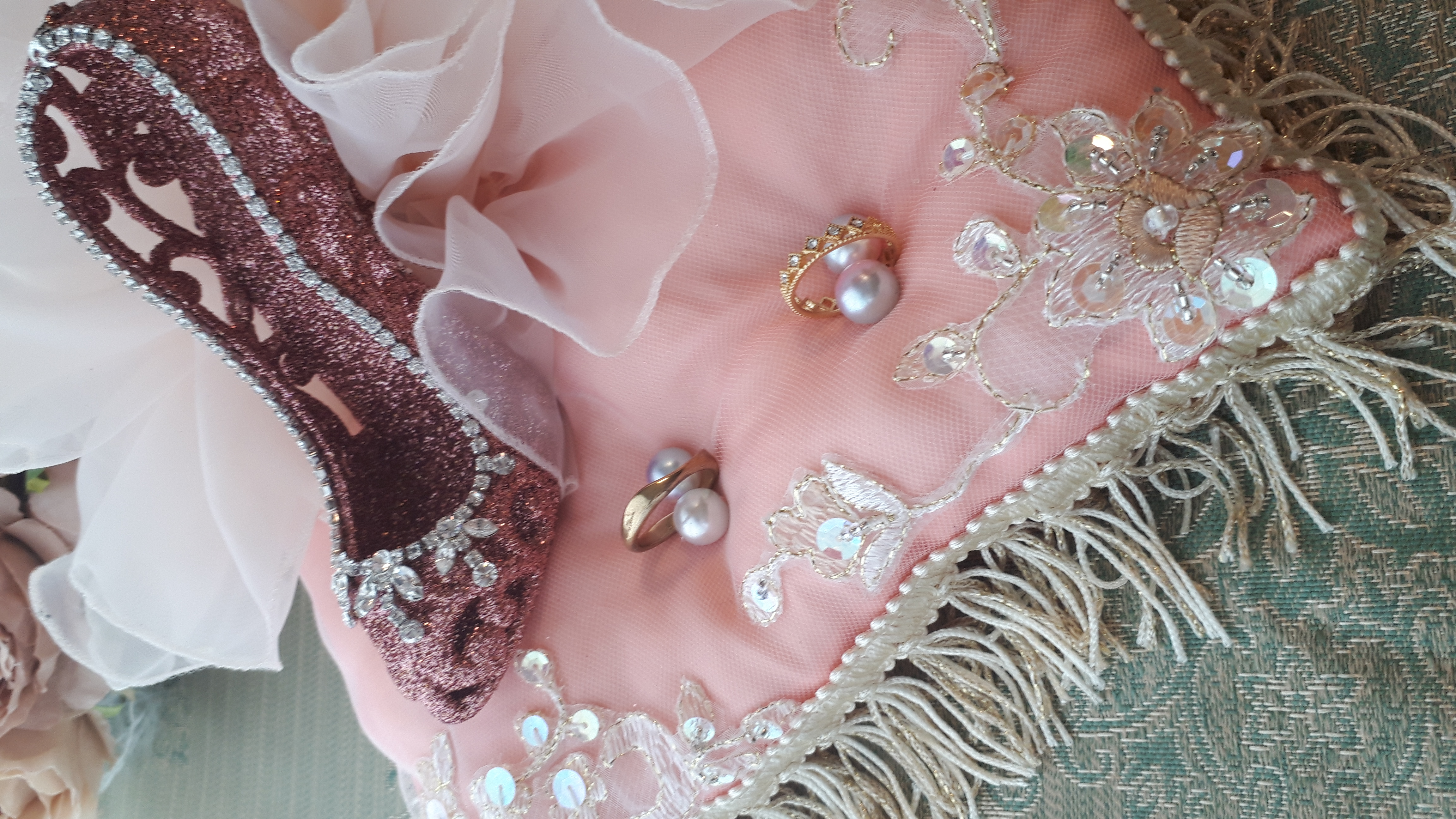 プリンセススイートピンクパンプスのリングピロー