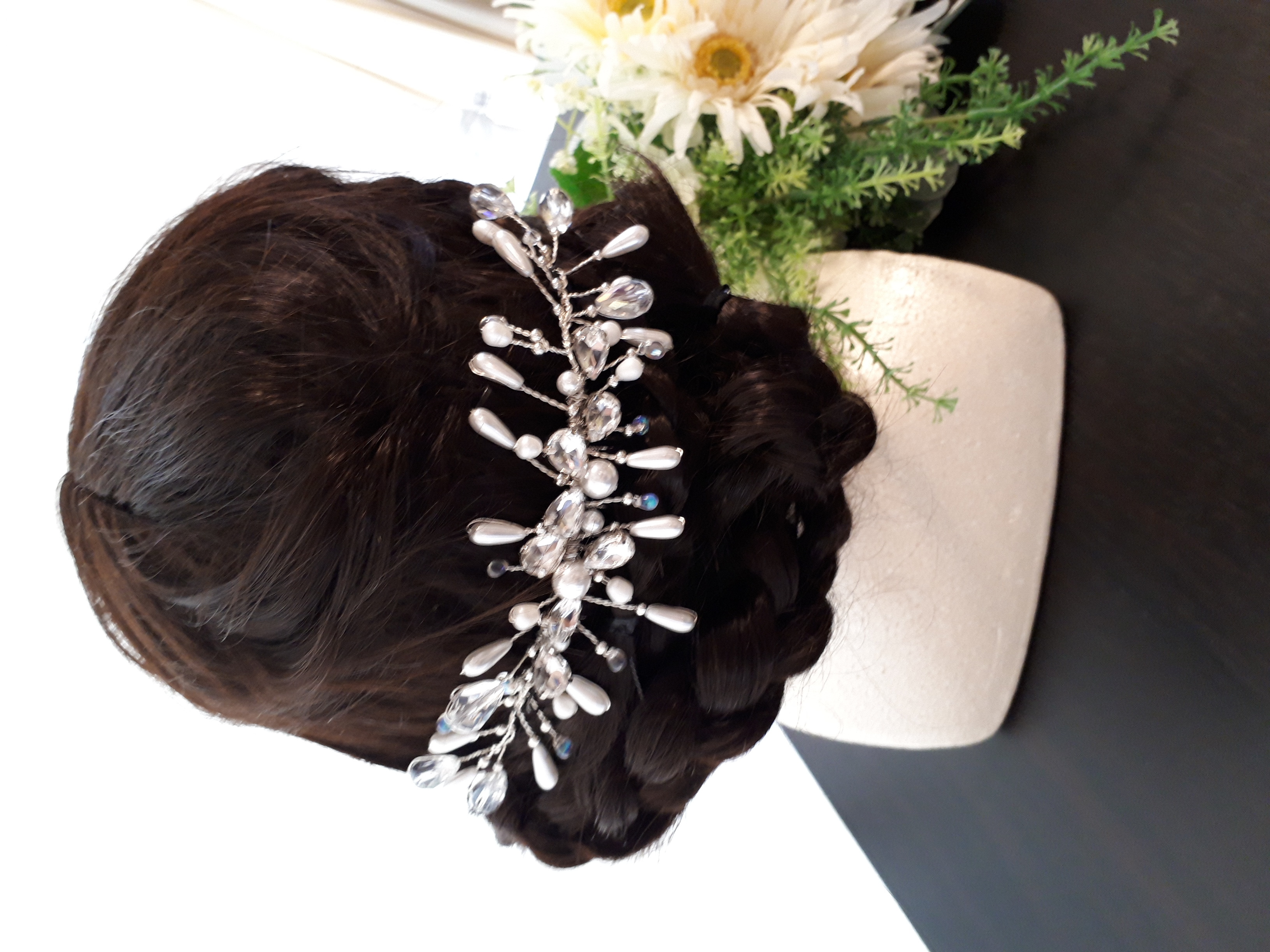 大きめビーズの小枝風ヘアアクセサリー