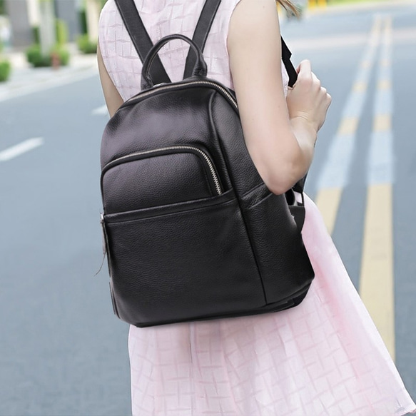 送料無料本革 レディースリュックサック おしゃれ A4 レザー軽量 通勤  