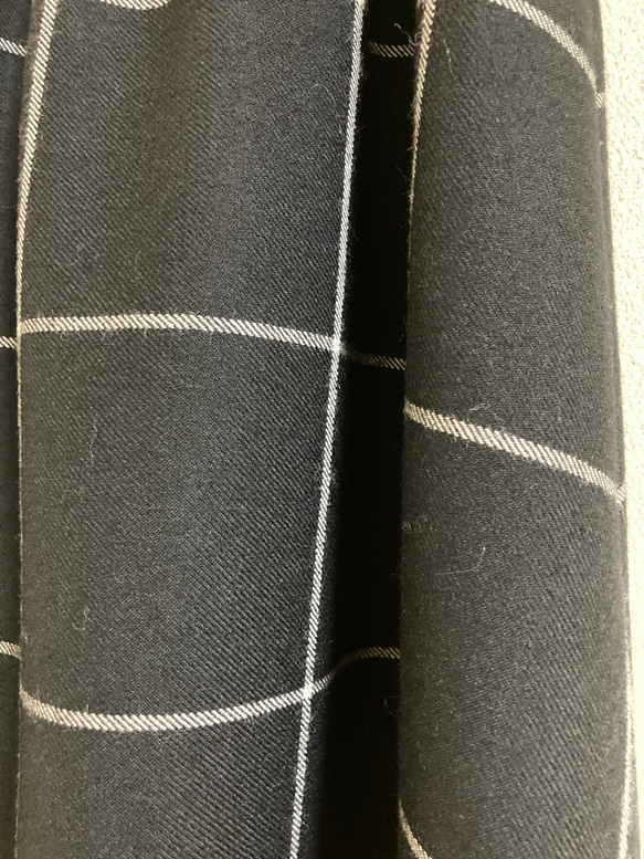 ウール混のチェックのフレアスカート(ブラック) 5枚目の画像
