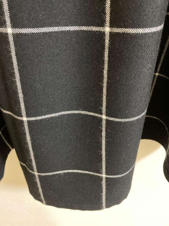 【専用です】ウール混のチェックのフレアスカート(ブラック) 4枚目の画像