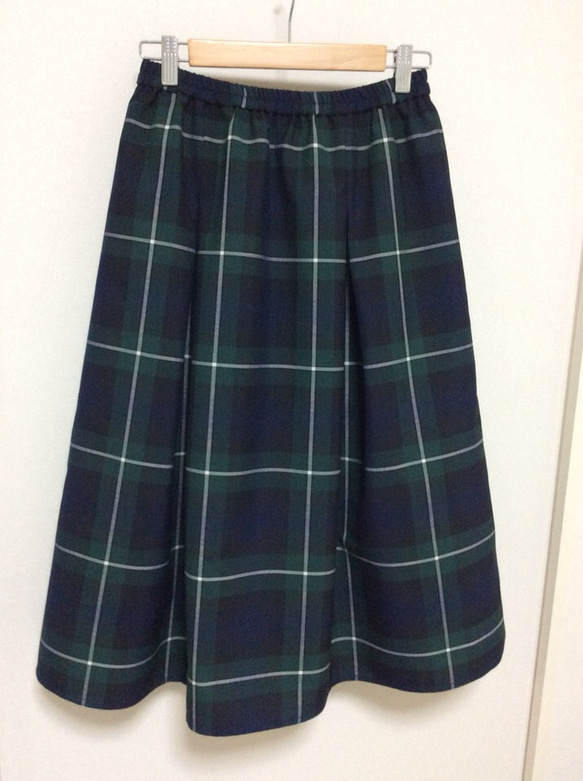 ウール混ブラックウォッチのソフトプリーツスカート 2枚目の画像