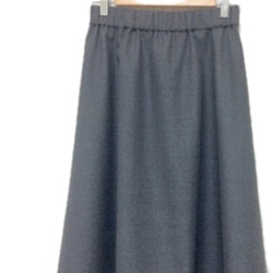 ウールの杢グレーのフレアスカート 2枚目の画像