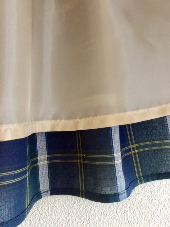《9/3まで送料無料》綿ローンのタータンチェックのギャザースカート(ネイビー) 5枚目の画像