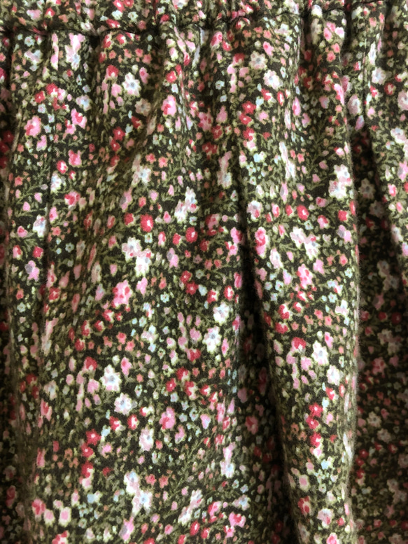 起毛コットンの小花柄ギャザースカート(ピンク) 6枚目の画像