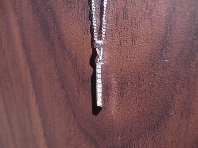 ダイヤ入り長方形ペンダント