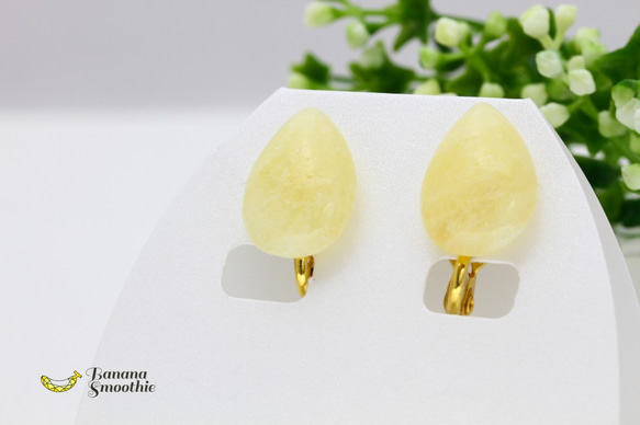 優しく肌になじむ イエロージェイド しずく型 14ｍｍ ソフトタッチイヤリング 5枚目の画像