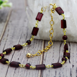 マット感のある大人のガーネット 1月誕生石 14kgfブレスレット 4枚目の画像