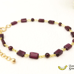 マット感のある大人のガーネット 1月誕生石 14kgfブレスレット 5枚目の画像