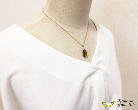 大胆な大粒サイズ 宝石質 ビアクォーツ コンケーブカット 14kgfネックレス 4月誕生石 4枚目の画像