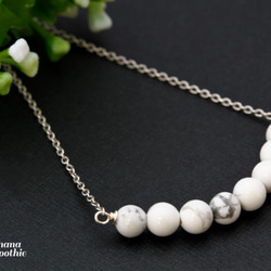 心を清らかにする癒しのストーン ハウライト ラウンド4ｍｍ スタイリッシュな大人ネックレス silver925 1枚目の画像