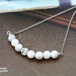 心を清らかにする癒しのストーン ハウライト ラウンド4ｍｍ スタイリッシュな大人ネックレス silver925 2枚目の画像