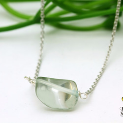 グリーンアメジスト 中サイズ ラフカット プレーンタイプ silver925ネックレス 1枚目の画像