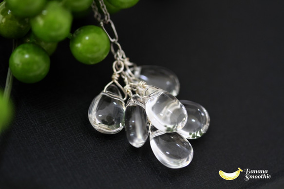 ぶどうのように♡ 水晶(クリスタル) ペアシェイプ プレーン silver925ネックレス 4月誕生石 1枚目の画像