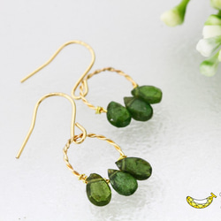 幸せを永遠に グリーンアパタイト 小粒ペアシェイプ 14kgf デザインピアス 3枚目の画像