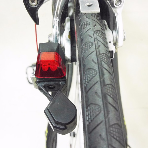 動能獵取「無電池自發電自行車燈」Xbat-V 第3張的照片