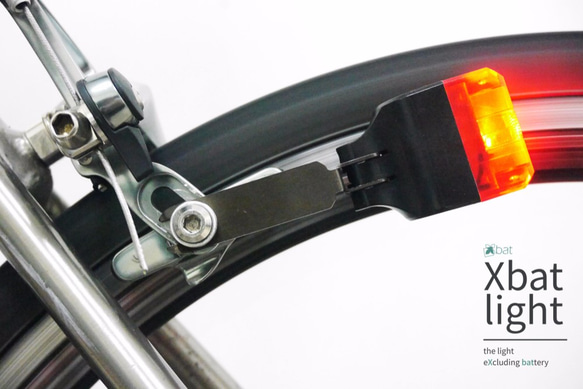 動能獵取「無電池自發電自行車燈」Xbat-C 限量配色 第3張的照片