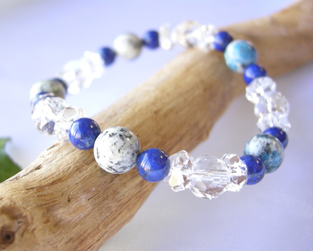 直感力を研ぎ澄まし、癒しと安らぎを与える！K2ブルー（K2アズライト） ＆ ラピスラズリ 天然石 ブレスレット