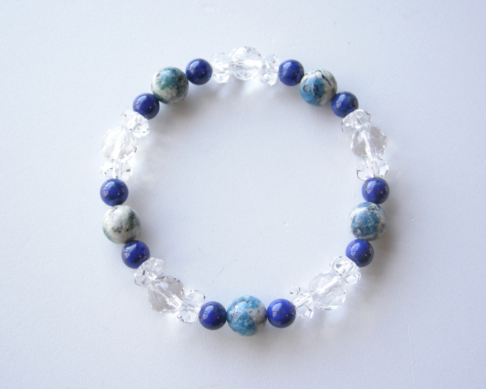 直感力を研ぎ澄まし、癒しと安らぎを与える！K2ブルー（K2アズライト） ＆ ラピスラズリ 天然石 ブレスレット