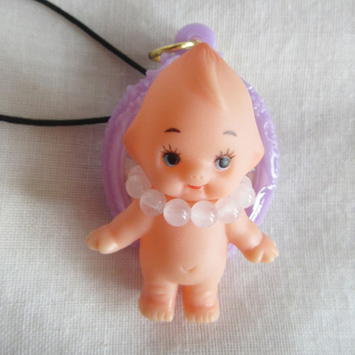 □お菓子のおまけみたいなキューピーちゃん（ローズクォーツ