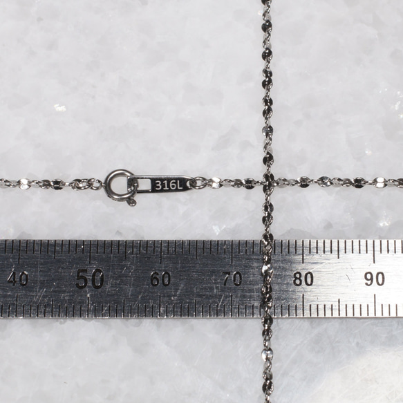 Ｓ字ツイストチェーン ネックレス（幅1.8mm/長さ60cm）サージカルステンレス316L 3枚目の画像