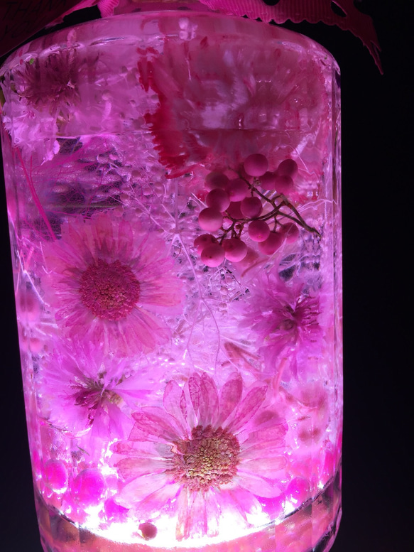 売り切れました❣️ピンク ハーバリウム 花 フラワーアレンジメント リボン プレゼント ギフト 誕生日 結婚 祝い 5枚目の画像