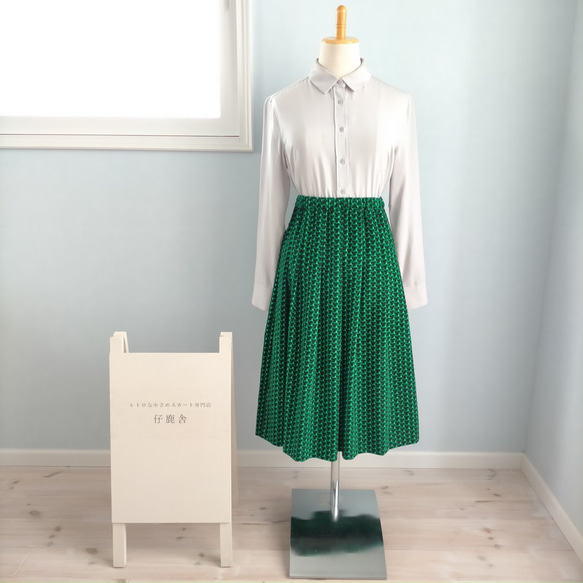 秋冬♪ほっこりレトロなコーデュロイスカート グリーン Sサイズ 3枚目の画像