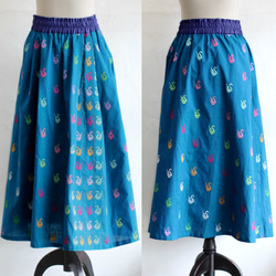 SALE★ミャンマーの手織り綿ギャザースカート【ダック柄ターコイズブルー】 7枚目の画像