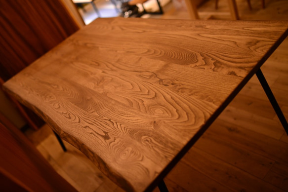 無垢クリ（栗の木）耳付き古材風テーブル・アンティーク仕上げ 1枚目の画像