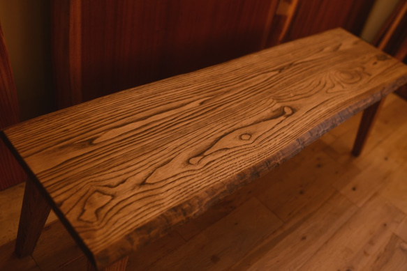 無垢クリ（栗の木）貴重な耳付きベンチ・アンティーク仕上げ アンティーク仕上げ