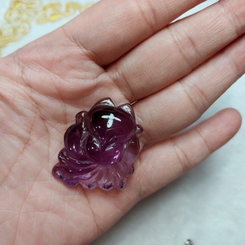 ナチュラルスーパービューティフルアメジスト九尾の狐ペンダント