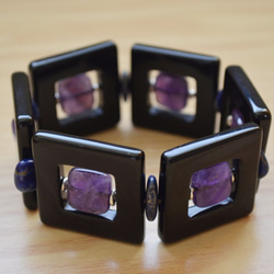 ☆Sweet Apple☆配上紫水晶跟青金石氣勢十足的黑瑪瑙方形手排 第1張的照片