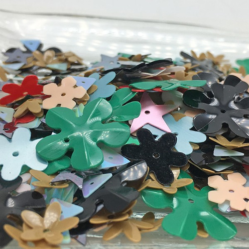 Chicwish◆ビーズ◆フローラル◆スパンコール◆クラッチ[送料込] 大きめスパンコール 「フラワーMIX」8~20mm 5g SP52-Flmix2