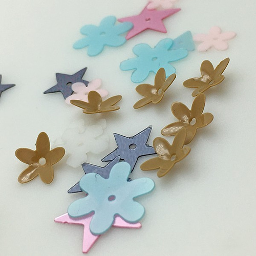 Chicwish◆ビーズ◆フローラル◆スパンコール◆クラッチ[送料込] 大きめスパンコール 「フラワーMIX」8~20mm 5g SP52-Flmix2
