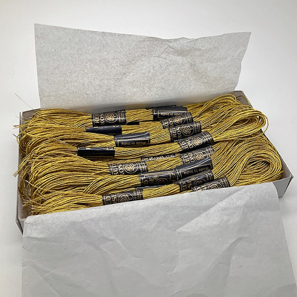 メタリックスレッド（刺繍糸）3種SET　12strands　TH1-Set　ビーズ刺繍　ゴールドワーク 3枚目の画像