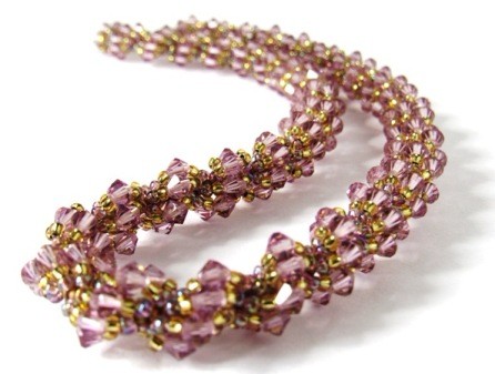 スパイラルロープチェーンのネックレス（ライトアメジスト）