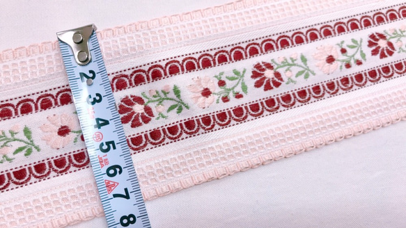 インド　チロリアンテープ　フラワー刺繍　ピンク　(長さ50㎝単位) 3枚目の画像